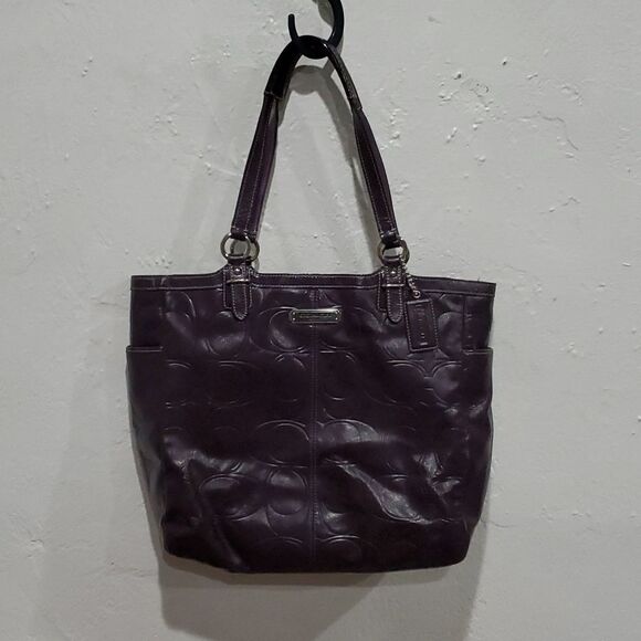 Coach Large Glossy Gallery Tote F19818 in Plum - Picture 1 of 16